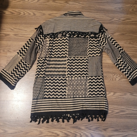 Vintage Black and White Patterned Jacket - Picture 8 of 11